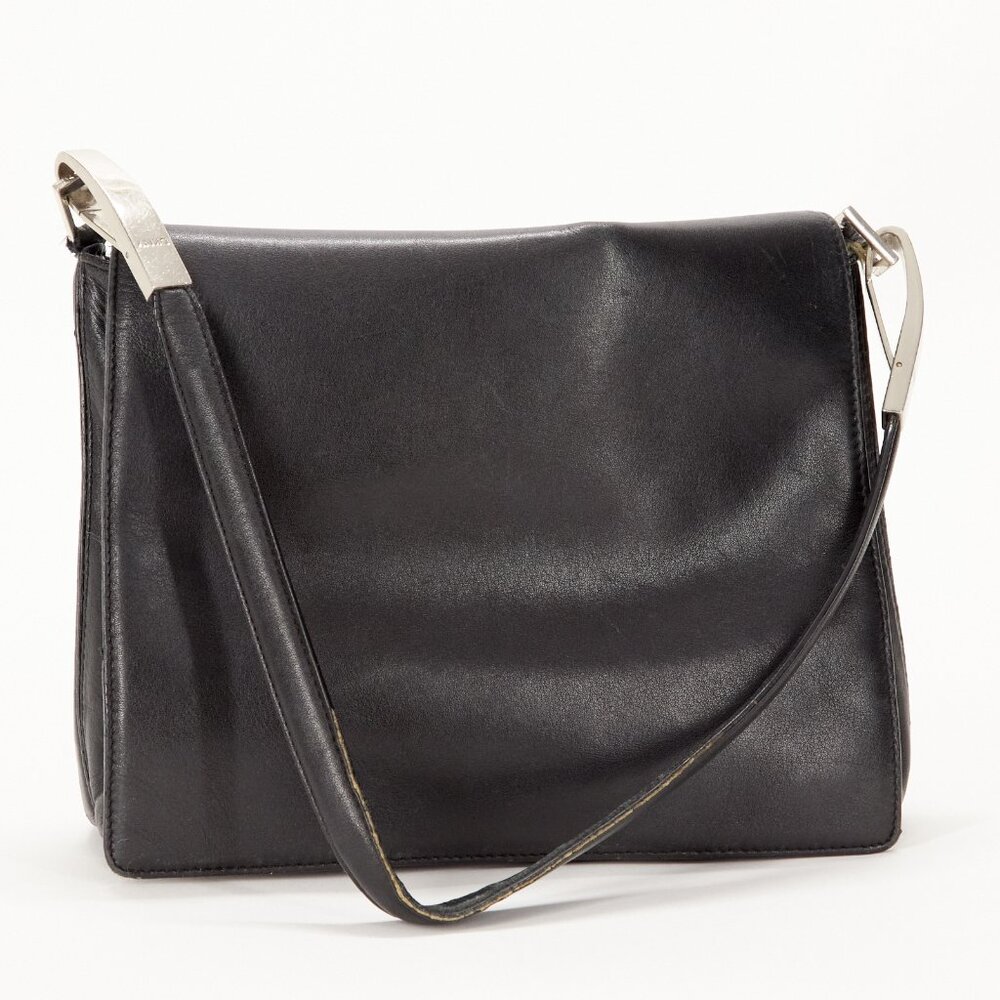 DKNY Chic Black Leather Shoulder Bag